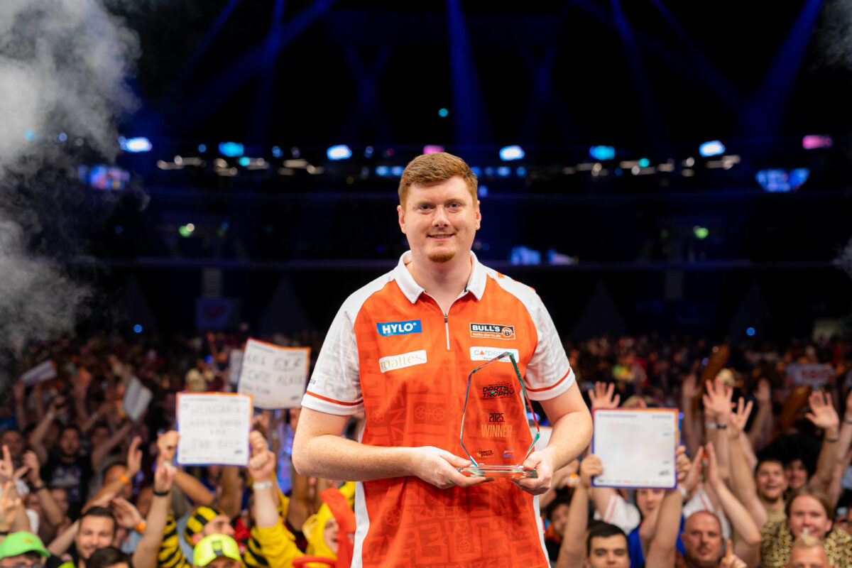 Niko Springer gewinnt sensationell die Hungarian Darts Trophy 2025