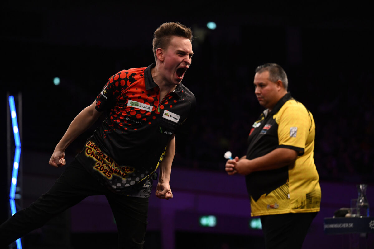 Ricardo Pietreczko bezwingt Jermaine Wattimena und steht im Viertelfinale