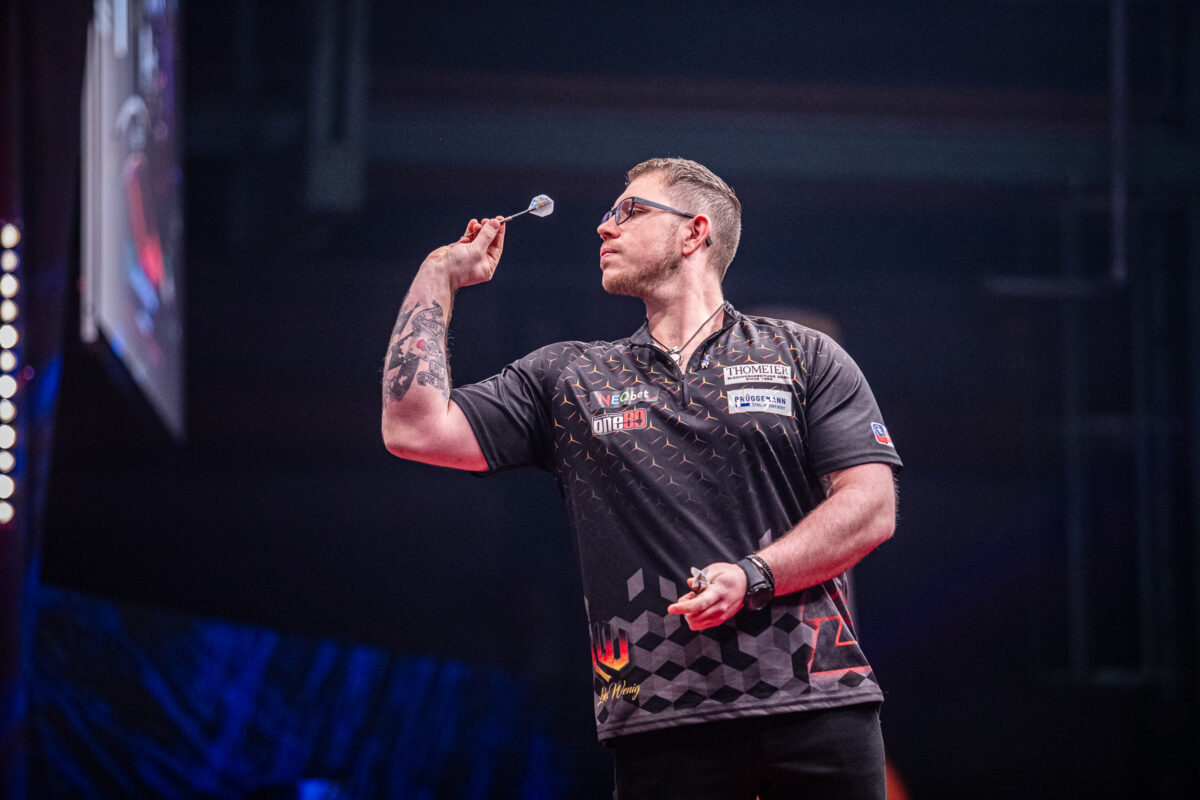 Lukas Wenig qualifiziert sich für den Grand Slam of Darts