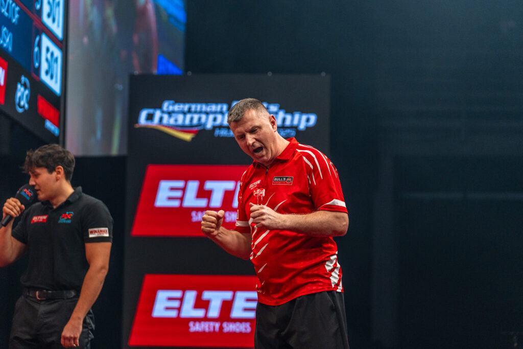 Ratajski überzeugt bei seinem Erfolg gegen Ryan Searle