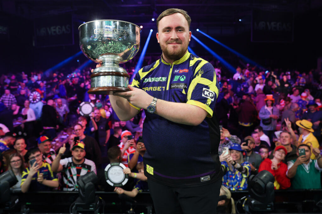 Luke Littler verteidigt seinen Titel beim Grand Slam of Darts 2025