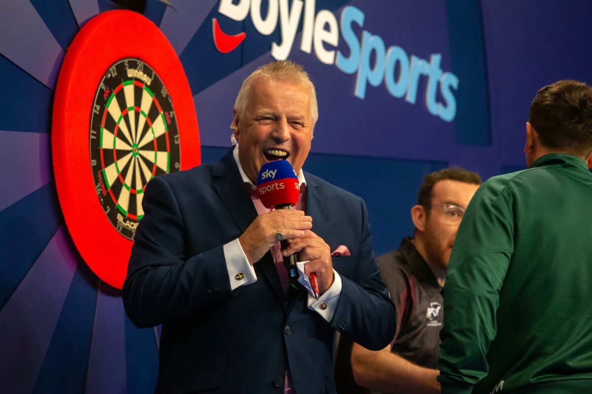 Seit 2007 hat John McDonald die Spieler auf die B&uuml;hne geholt, doch nach dem WM-Finale ist Schluss