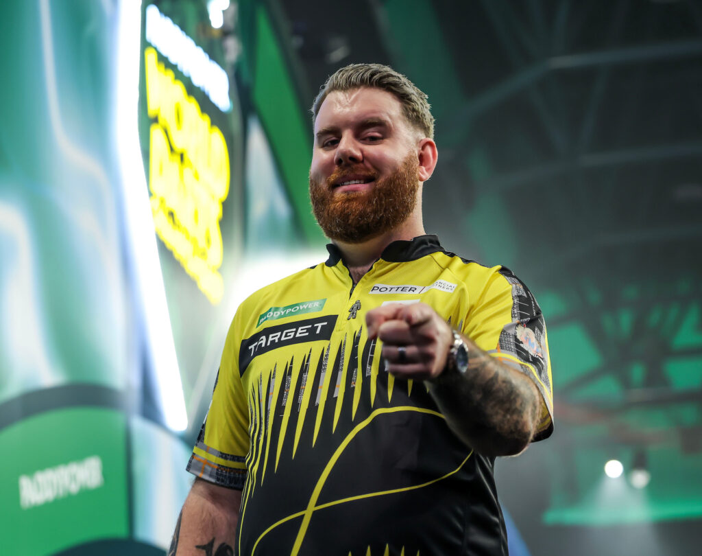 Scott Williams lie&szlig; bei seinem 3:0-Sieg &uuml;ber Paolo Nebrida keine Fragen offen