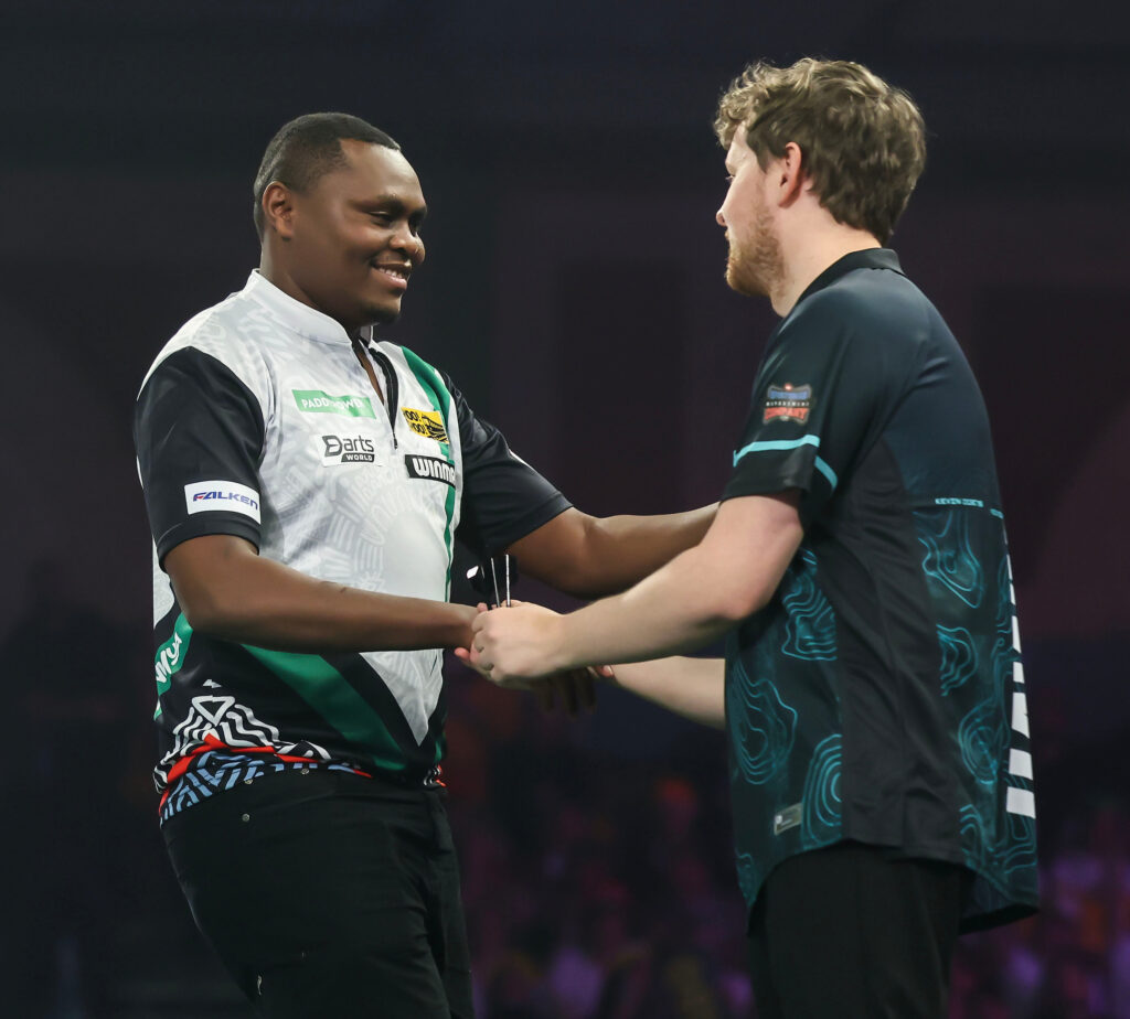 Kevin Doets lie&szlig; keinen zweiten Teil des M&auml;rchens von David Munyua zu