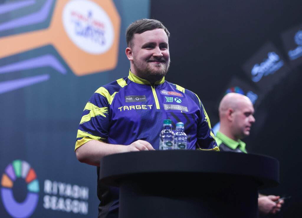 Luke Littler legte den Grundstein zum Sieg im Finale mit einer starken Anfangsphase