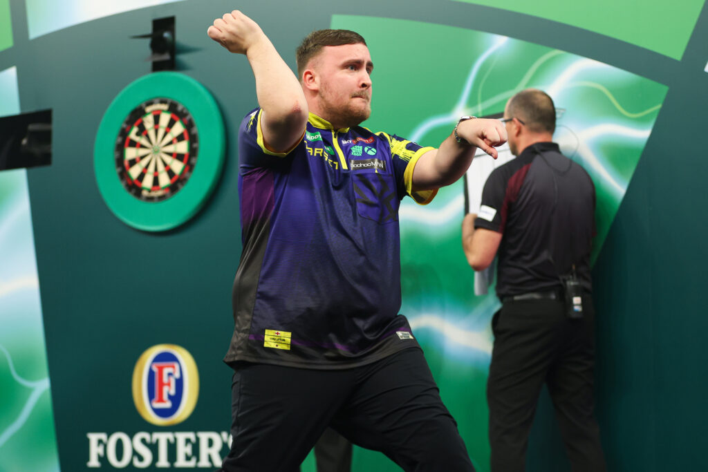 Littler checkt die 170 zum ersten Satzgewinn