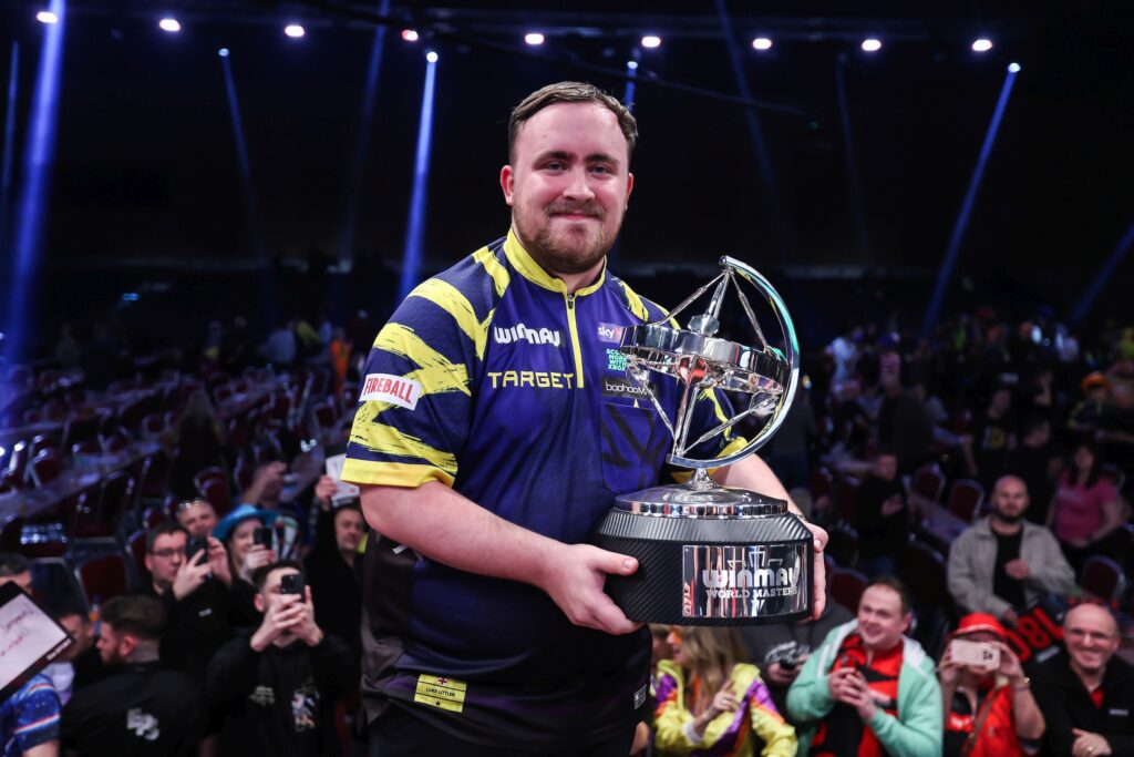Luke Littler gewinnt auch das Winmau World Masters 2026