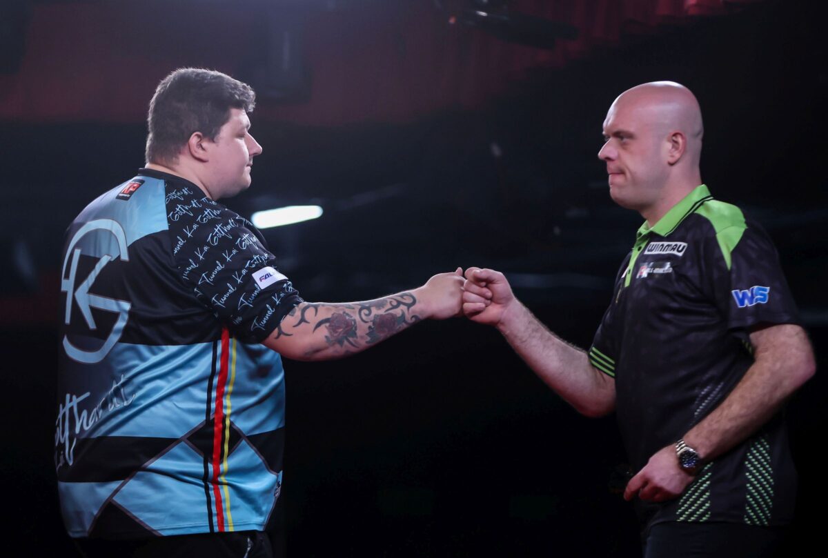 Kein Deutscher steht im Achtelfinale: Michael van Gerwen besiegt Kai Gotthardt zum Ende der Session