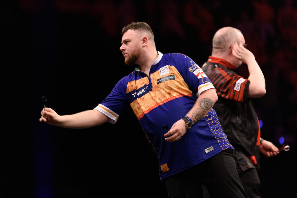 Josh Rock bezwingt Stephen Bunting