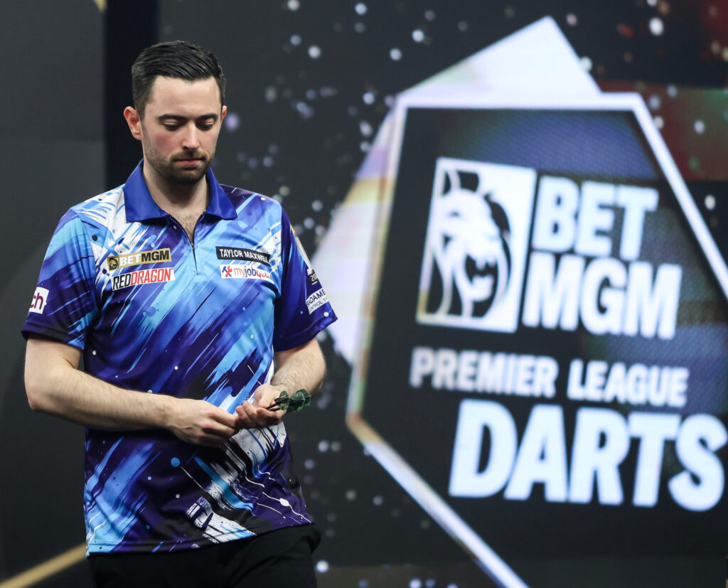 Luke Humphries l&auml;uft weiterhin seiner Form hinterher