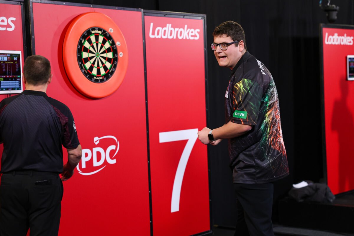 Zweites Finale - zweite Niederlage: Auch am Sonntag musste sich Dominik Gr&uuml;llich im Endspiel geschlagen geben