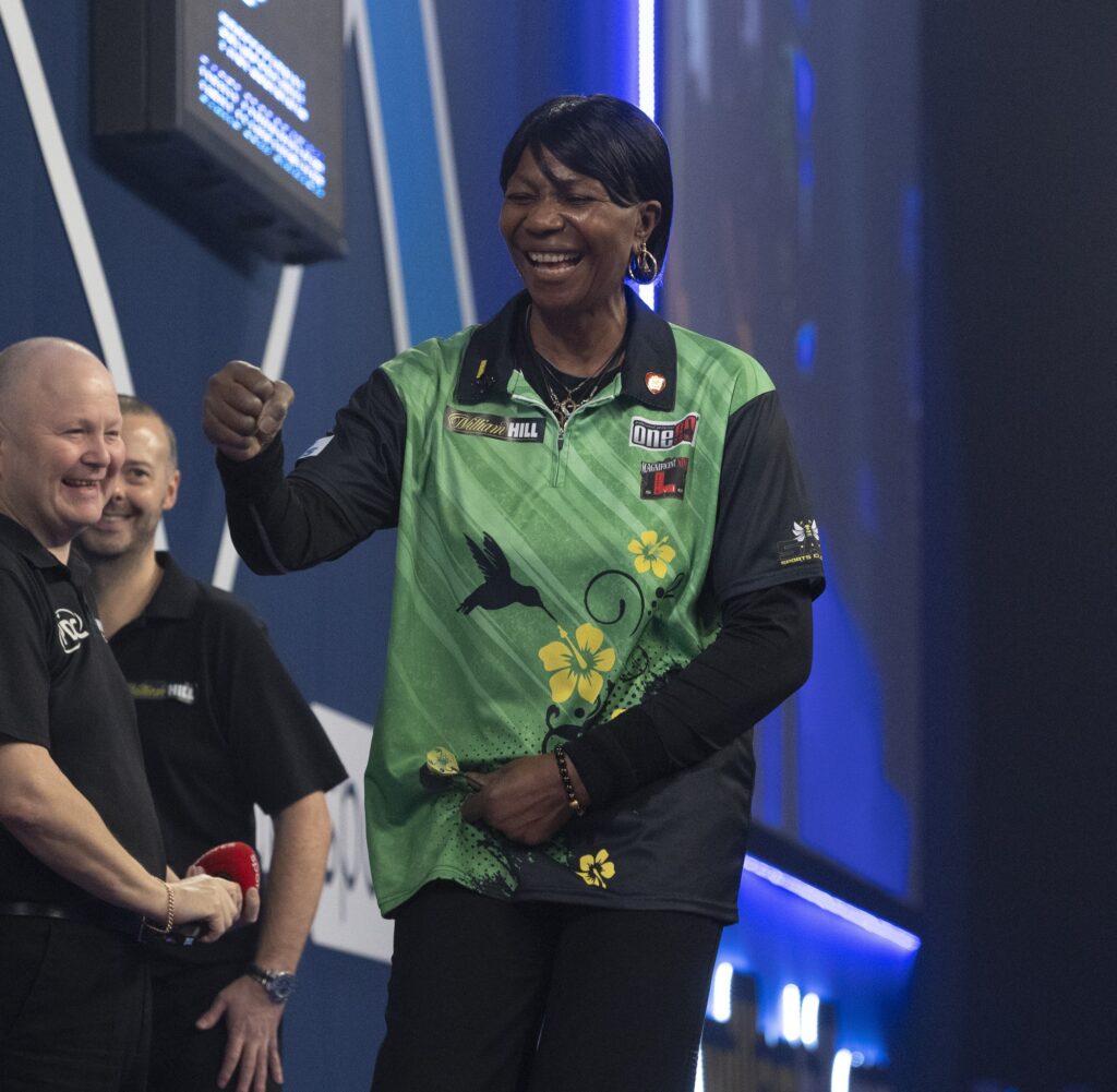 Ausgerechnet Deta Hedman w&uuml;rde Stand jetzt ins Women's World Matchplay Feld nachr&uuml;cken