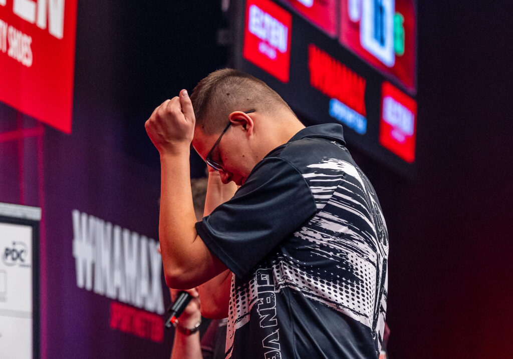 PDC ET05 SA405 van Veen Cullen