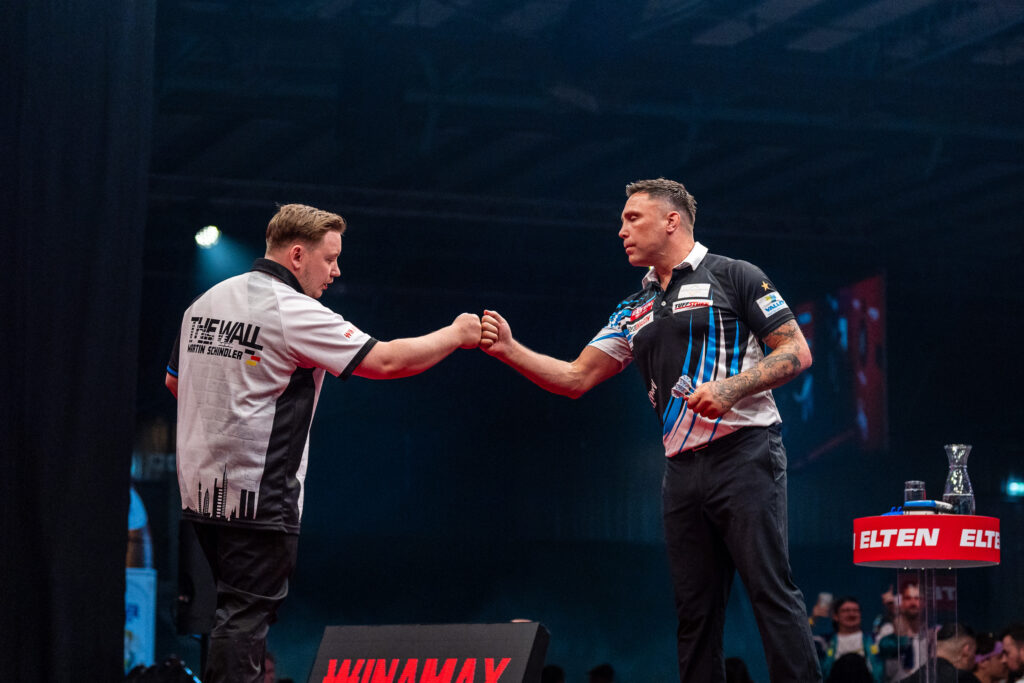 Martin Schindler unterliegt gegen Gerwyn Price nach einem verpassten Matchdart
