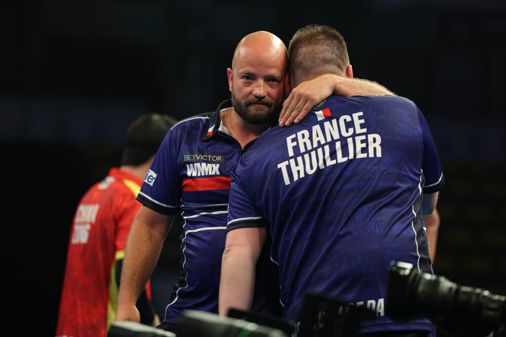 Frankreich mit Thibault Tricole und Nicolas Thuillier &uuml;berstehen den Decider gegen China