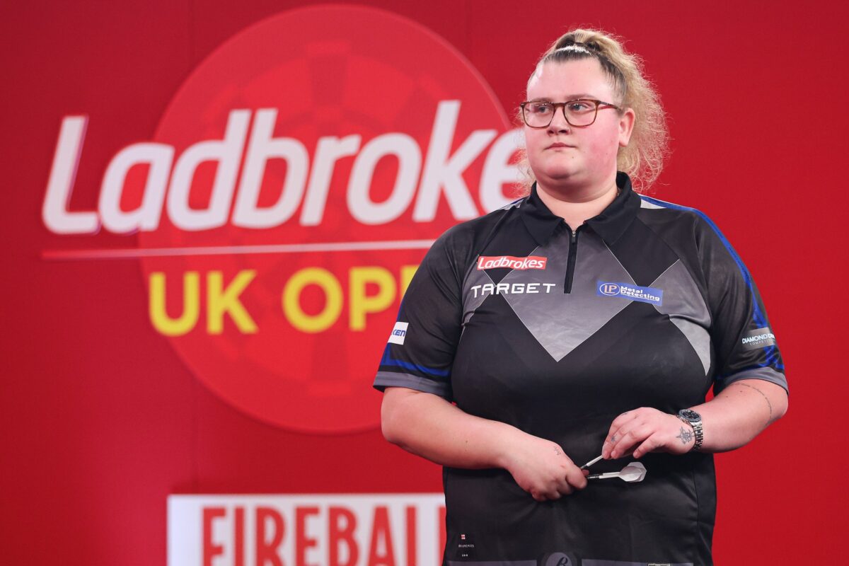 Beau Greaves gewann ihre Titel 56 & 57 auf der PDC Women's Series