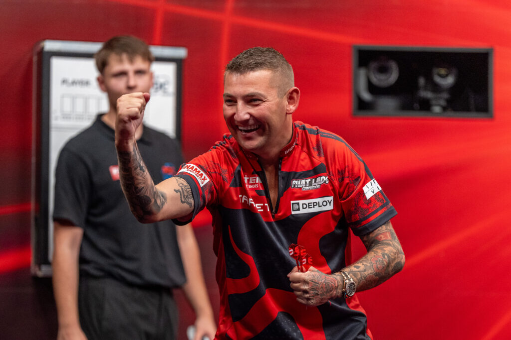 Titelverteidiger Nathan Aspinall &uuml;berzeugte mit einem 107er-Average