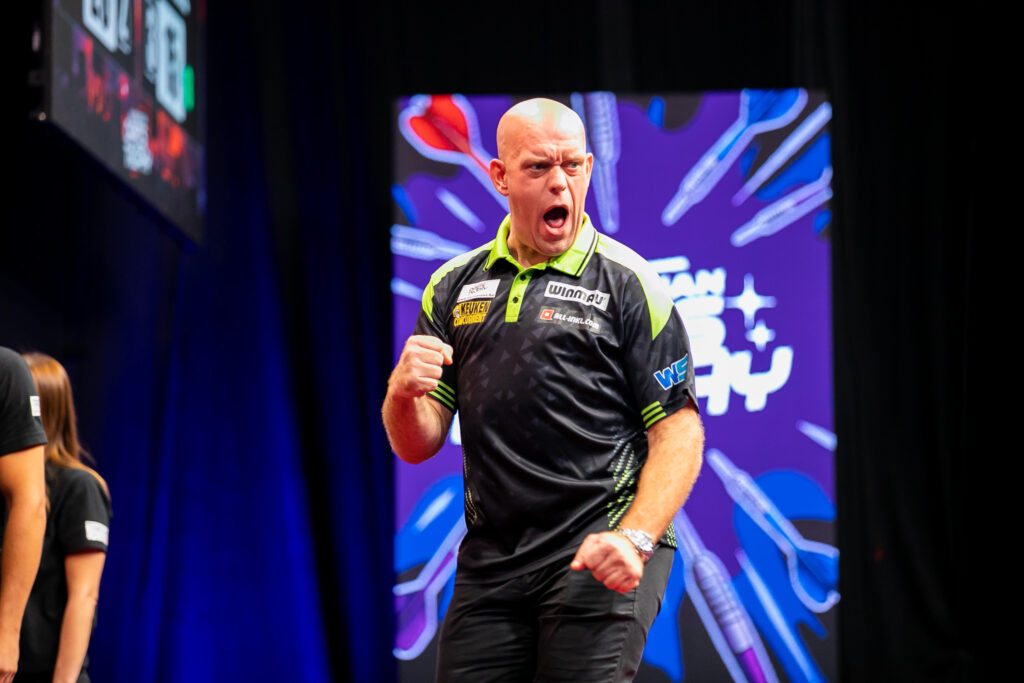 Michael van Gerwen konnte das Spiel gegen James Hurrell noch drehen