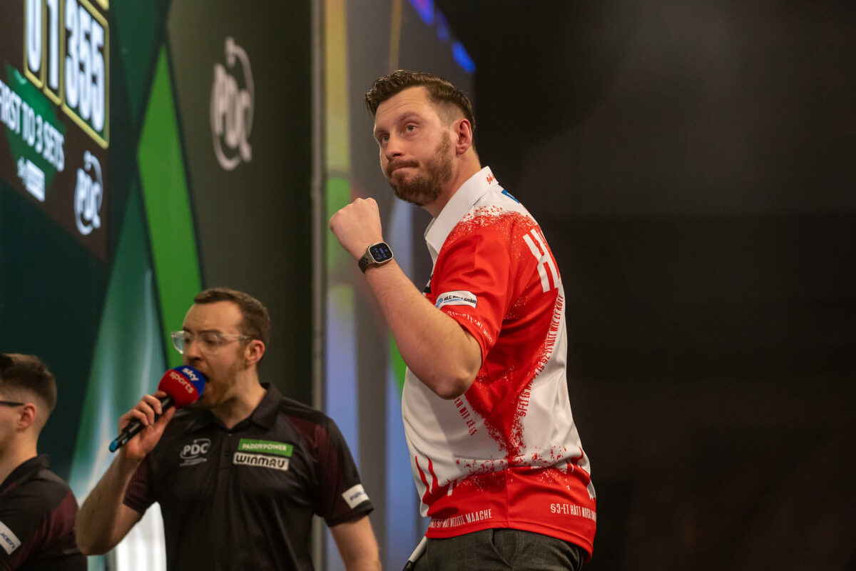 Florian Hempel hat in der dritten Woche der PDC Europe Start in Troisdorf gewonnen