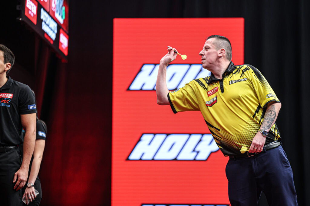ET15 Afternoon Dave Chisnall V Jonas Masalin